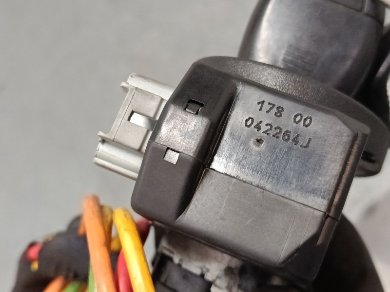 Recambio de clausor para renault clio ii (bb_, cb_) 1.9 dti (b/cb0u) referencia OEM IAM   