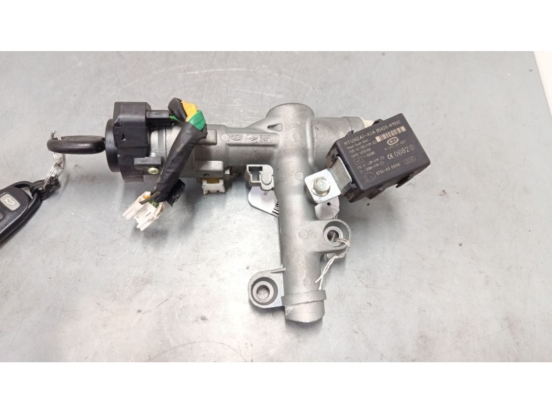 Recambio de clausor para hyundai sonata v (nf) 2.0 crdi referencia OEM IAM   