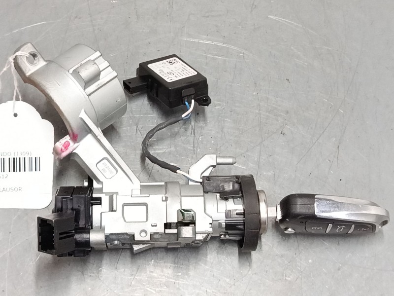 Recambio de clausor para chevrolet orlando (j309) 2.0 d referencia OEM IAM 20939745  