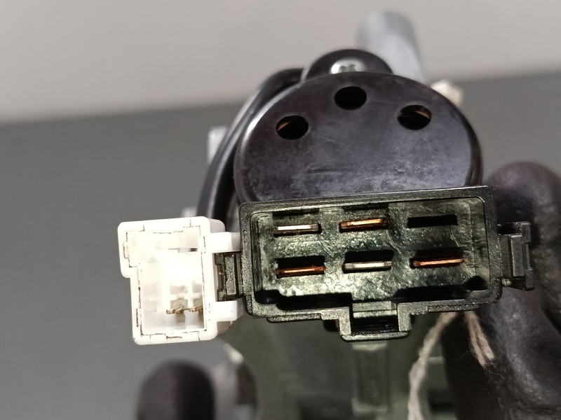 Recambio de clausor para mitsubishi colt v (cj_, cp_) 1300 gl,glx (cj1a) referencia OEM IAM   