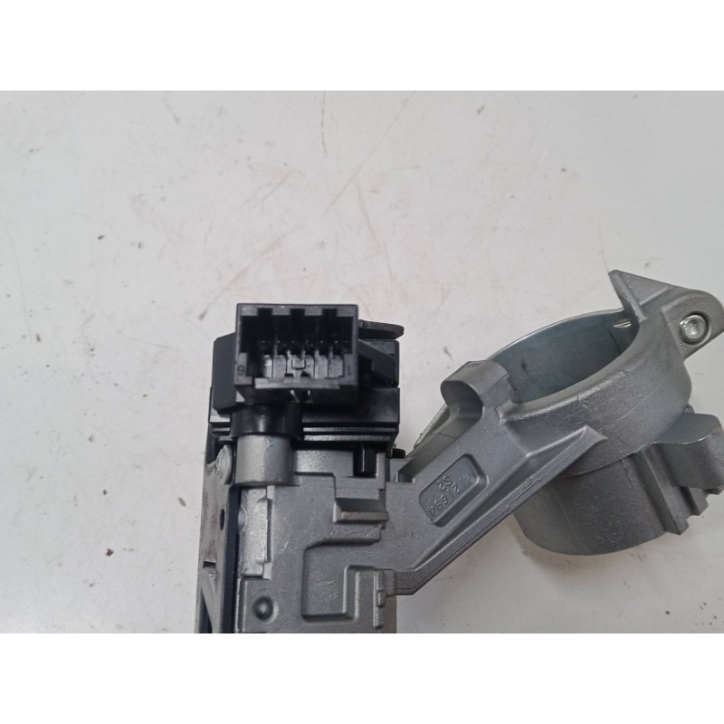 Recambio de clausor para opel corsa e (x15) 1.4 (08, 68) referencia OEM IAM 13496392  