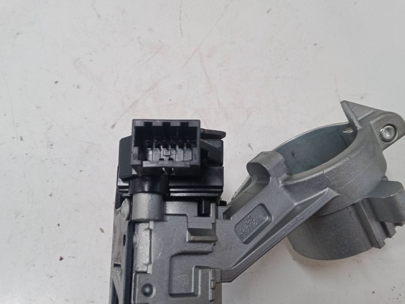 Recambio de clausor para opel corsa e (x15) 1.4 (08, 68) referencia OEM IAM 13496392  