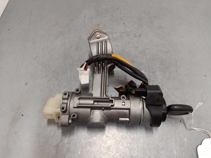 Recambio de clausor para hyundai tucson (jm) 2.0 crdi a las 4 ruedas referencia OEM IAM   