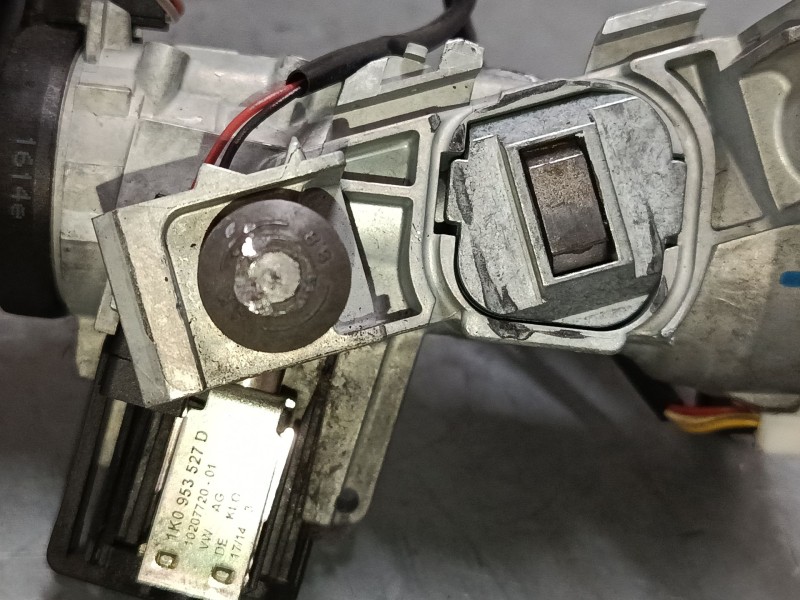 Recambio de clausor para skoda superb ii (3t4) 2.0 tdi 16v referencia OEM IAM 1K0905851  