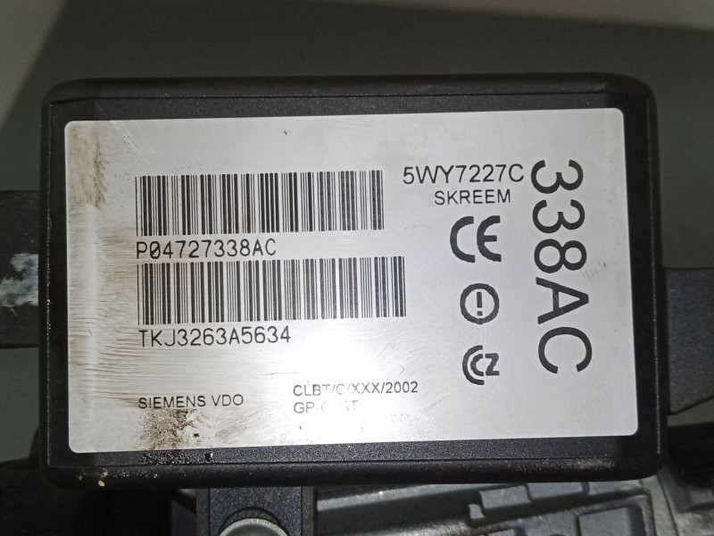 Recambio de clausor para chrysler voyager iv (rg, rs) 2.5 crd referencia OEM IAM 5WY7227C  