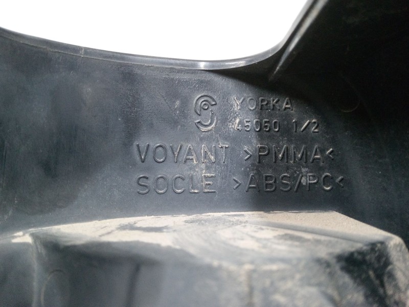 Recambio de piloto trasero derecho para peugeot partner monospace (5_, g_) 1.9 d referencia OEM IAM   