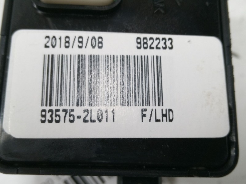 Recambio de mando elevalunas delantero derecho para hyundai i30 (fd) 1.4 referencia OEM IAM   