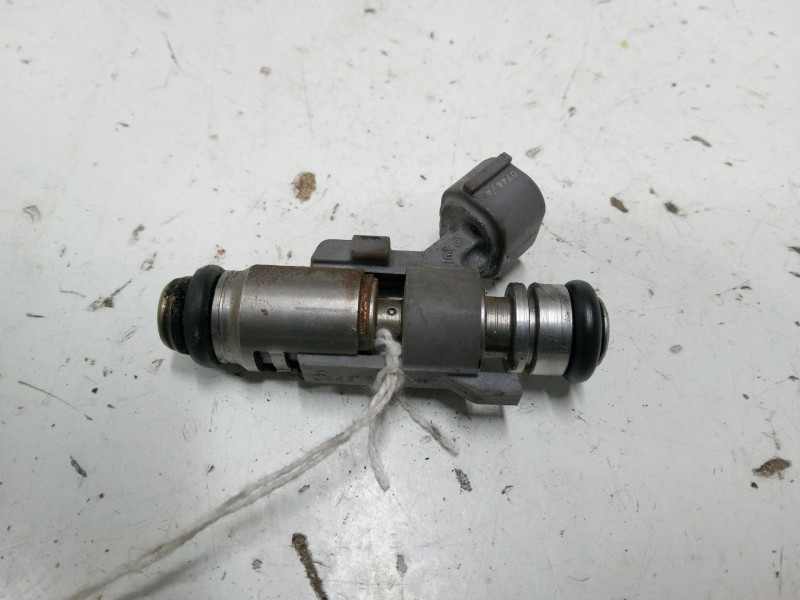 Recambio de inyector para peugeot 207/207+ (wa_, wc_) 1.4 16v referencia OEM IAM   