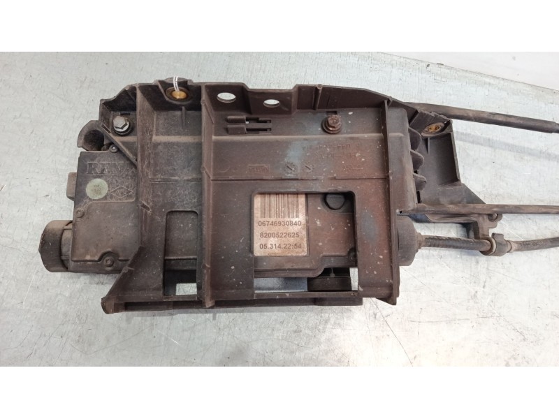 Recambio de freno de mano electrico para renault scénic ii (jm0/1_) 1.5 dci (jm1e, jm16) referencia OEM IAM 8200522625  