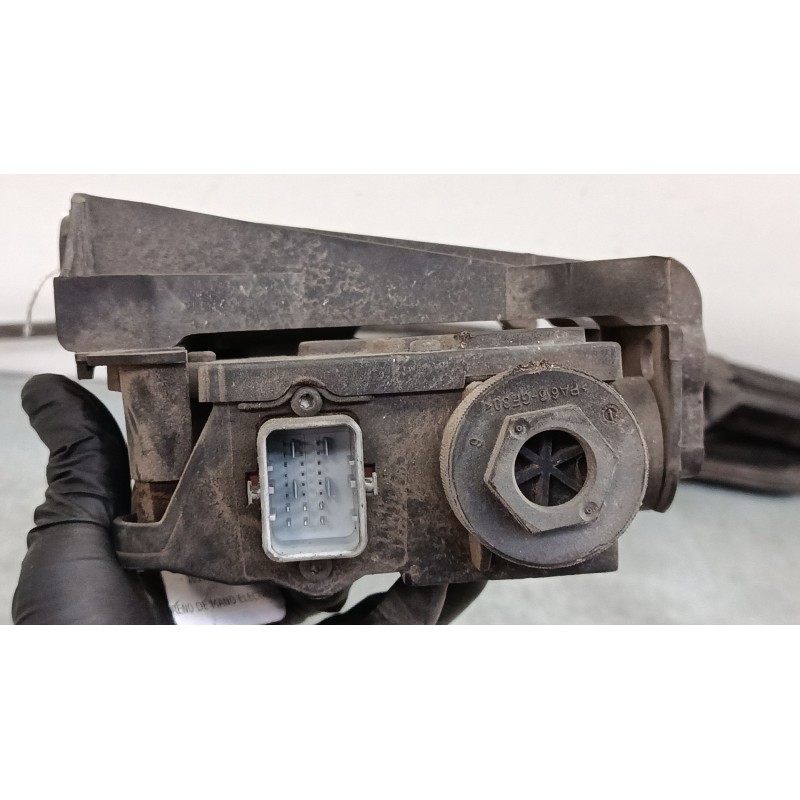 Recambio de freno de mano electrico para renault scénic ii (jm0/1_) 1.5 dci (jm1e, jm16) referencia OEM IAM 8200522625  