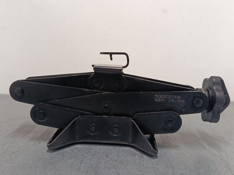 Recambio de gato para renault clio ii (bb_, cb_) 1.4 (b/cb0c, b/cb0s) referencia OEM IAM   