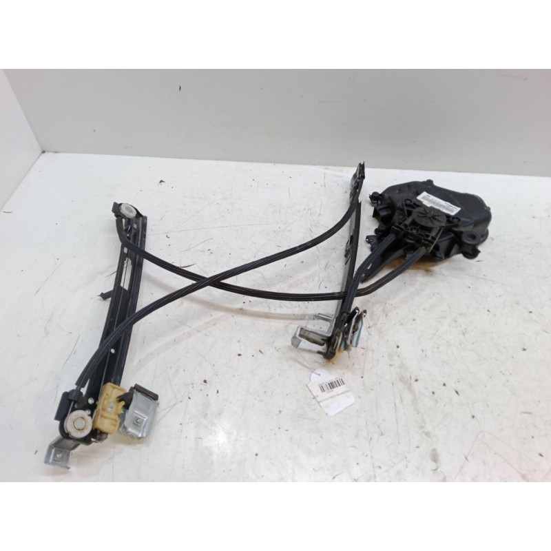 Recambio de elevalunas electrico delantero izquierdo para seat ibiza iv (6j5, 6p1) 1.2 referencia OEM IAM 6J3837401  