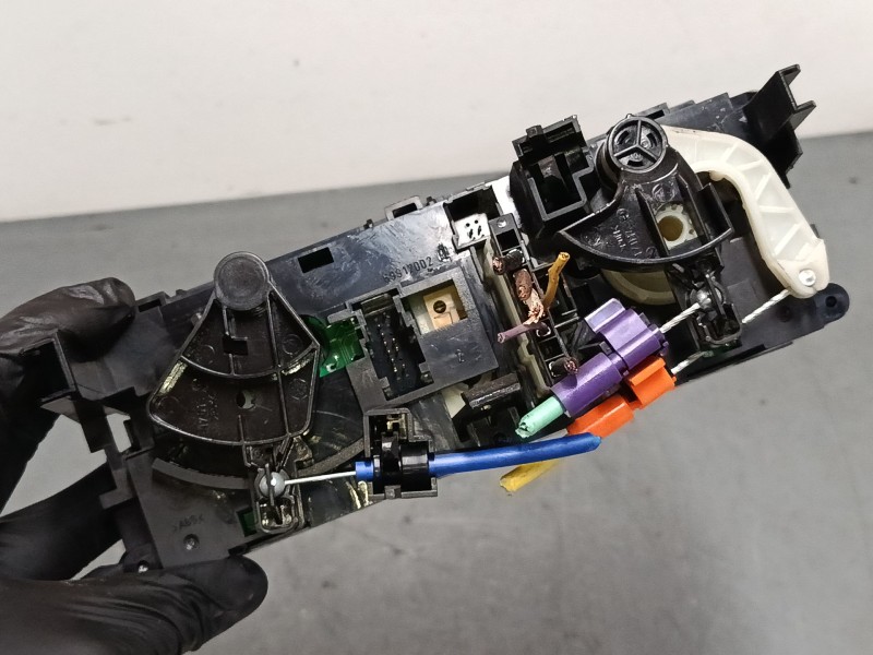 Recambio de mando calefaccion / a/a para peugeot 207/207+ (wa_, wc_) 1.6 hdi referencia OEM IAM 69910014  