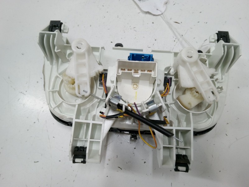 Recambio de mando calefaccion / a/a para fiat doblo autobús (263_) 1.3 d multijet (263axc1a) referencia OEM IAM 735605075  