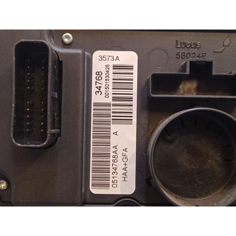 Recambio de mando calefaccion / a/a para chrysler voyager iv (rg, rs) 2.5 crd referencia OEM IAM 05134768AA  