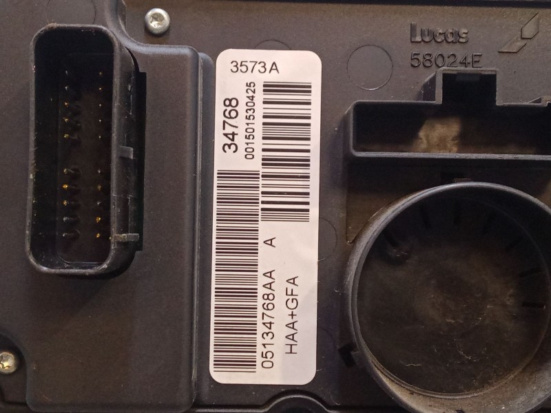 Recambio de mando calefaccion / a/a para chrysler voyager iv (rg, rs) 2.5 crd referencia OEM IAM 05134768AA  