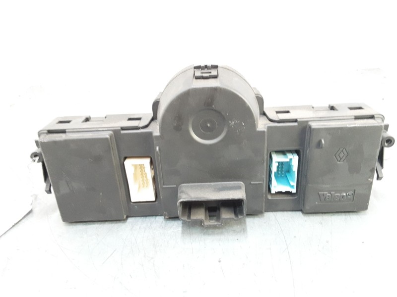 Recambio de mando climatizador para renault grand scénic ii (jm0/1_) 1.5 dci (jm1e) referencia OEM IAM   