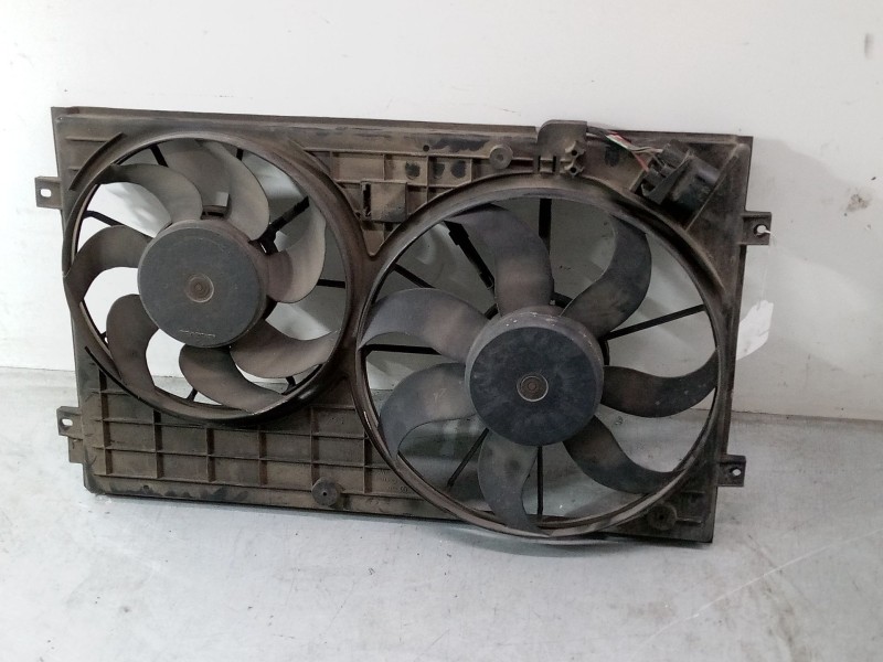 Recambio de electroventilador para volkswagen golf plus v (5m1, 521) 1.9 tdi referencia OEM IAM   
