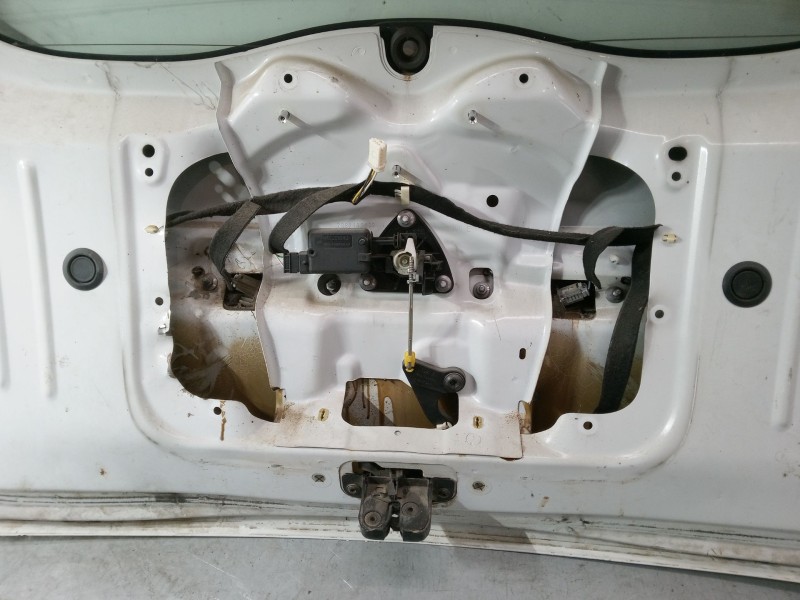 Recambio de porton trasero para dacia duster (hs_) 1.5 dci 4x4 referencia OEM IAM   