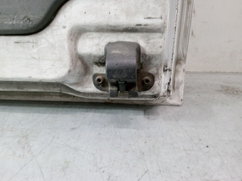 Recambio de porton trasero derecho para opel combo tour 1.3 cdti 16v referencia OEM IAM   