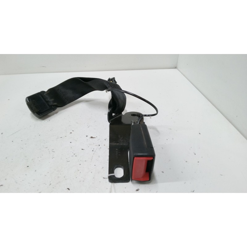 Recambio de anclaje cinturon trasero izquierdo para jeep renegade suv (bu, b1, bv) 1.6 crd referencia OEM IAM   