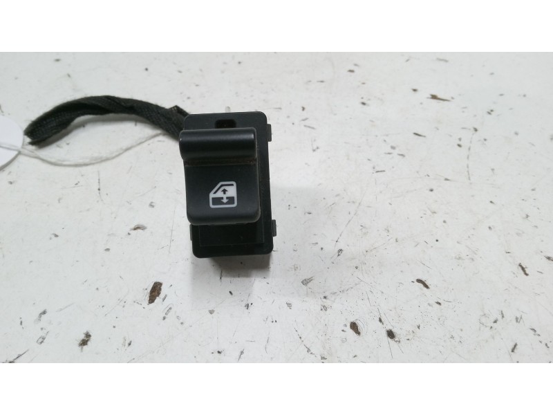 Recambio de mando elevalunas trasero izquierdo para jeep renegade suv (bu, b1, bv) 1.6 crd referencia OEM IAM   