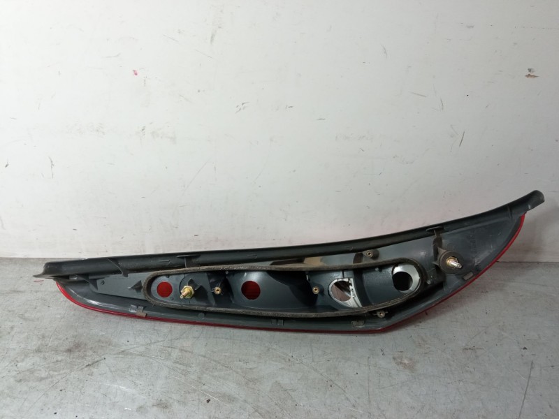 Recambio de piloto trasero derecho para fiat punto (188_) 1.2 60 (188.030, .050, .130, .150, .230, .250) referencia OEM IAM   