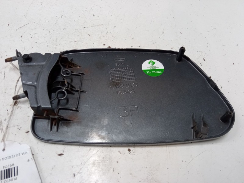 Recambio de tapa exterior combustible para fiat punto (188_) 1.2 60 (188.030, .050, .130, .150, .230, .250) referencia OEM IAM  