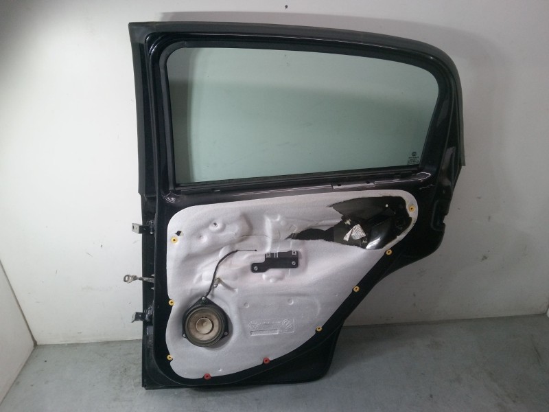 Recambio de puerta trasera derecha para fiat punto (199_) 1.3 d multijet referencia OEM IAM 51888069  
