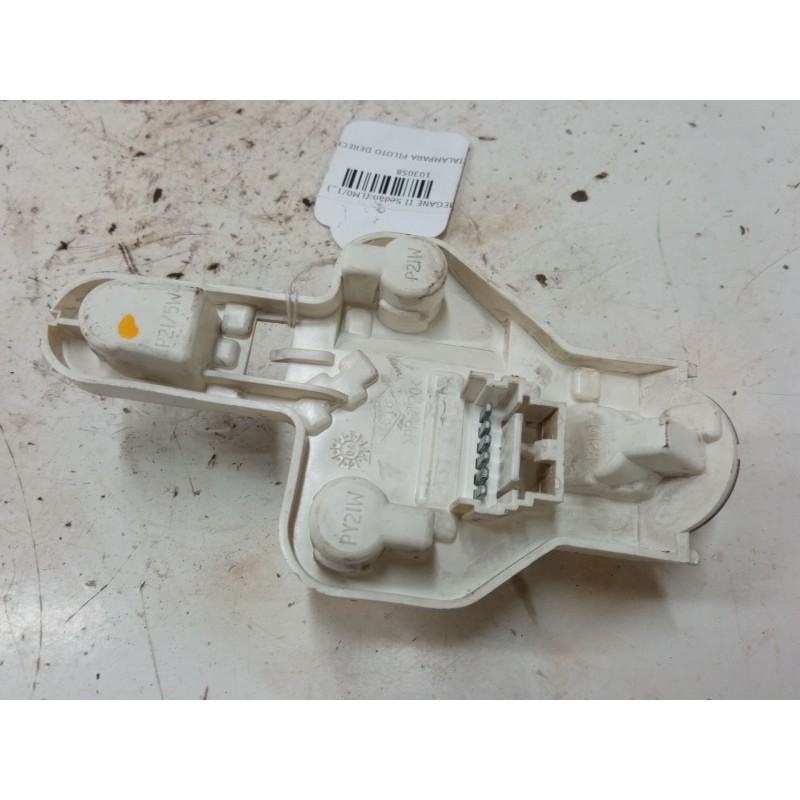 Recambio de portalampara piloto derecho para renault megane ii sedán (lm0/1_) 1.5 dci (lm02, lm13, lm2a) referencia OEM IAM   