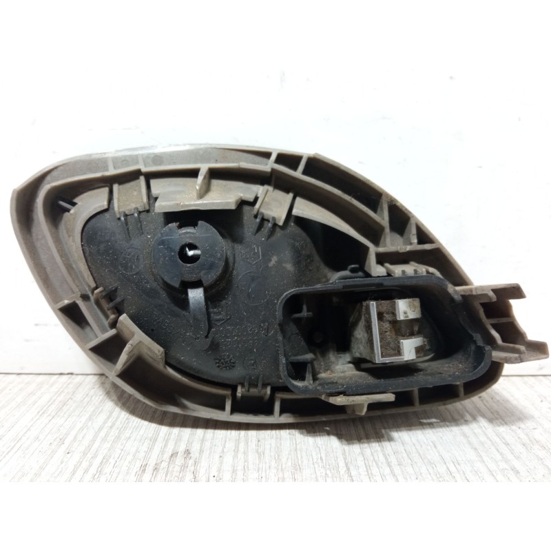 Recambio de maneta interior puerta trasera izquierda para renault espace iv (jk0/1_) 1.9 dci (jk0u, jk0g) referencia OEM IAM   