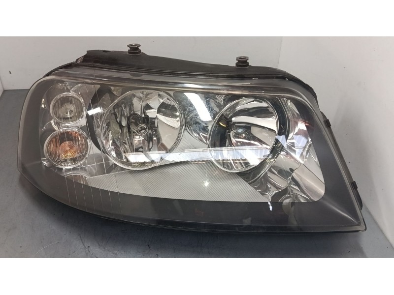 Recambio de faro derecho para seat alhambra (7v8, 7v9) 1.9 tdi referencia OEM IAM   