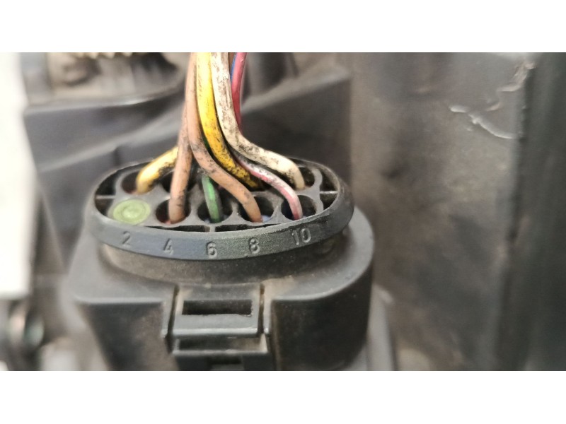 Recambio de faro derecho para seat alhambra (7v8, 7v9) 1.9 tdi referencia OEM IAM   