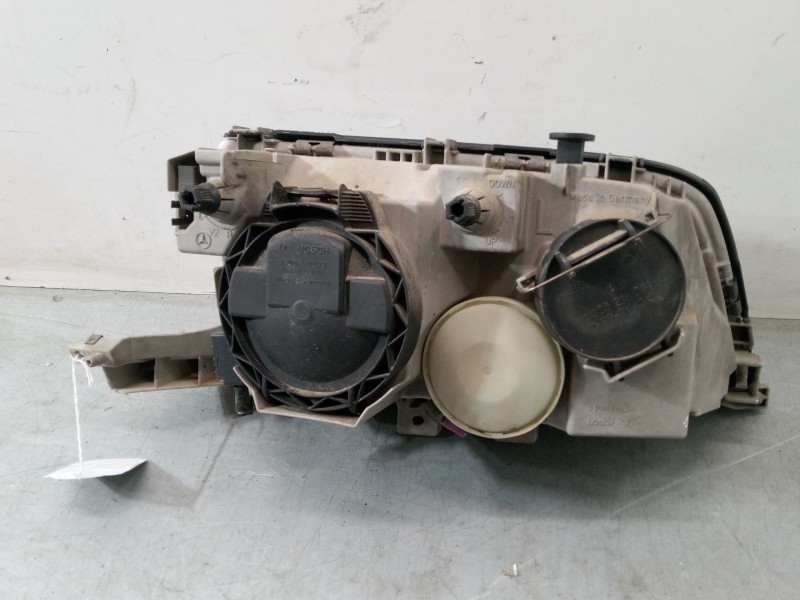 Recambio de faro izquierdo para mercedes-benz clase c (w202) c 240 (202.026) referencia OEM IAM   