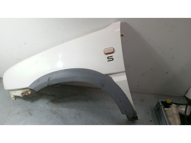 Recambio de aleta delantera derecha para nissan terrano ii (r20) 2.7 tdi 4wd referencia OEM IAM   