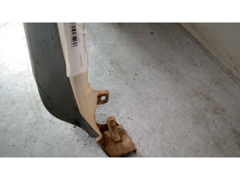 Recambio de aleta delantera derecha para nissan terrano ii (r20) 2.7 tdi 4wd referencia OEM IAM   