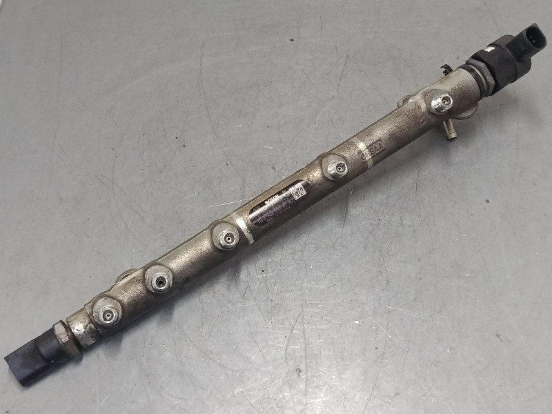 Recambio de rampa inyectora para mercedes-benz clase c coupé (cl203) c 220 cdi (203.708) referencia OEM IAM A6460700295 04452140