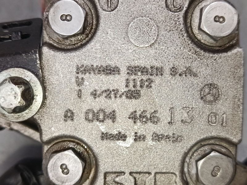 Recambio de bomba direccion para mercedes-benz clase c coupé (cl203) c 220 cdi (203.708) referencia OEM IAM A0044661301  