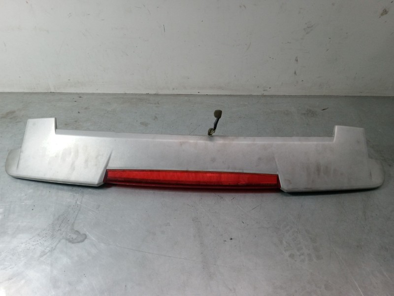 Recambio de luz central de freno para hyundai atos (mx) 1.1 referencia OEM IAM 3721005500  