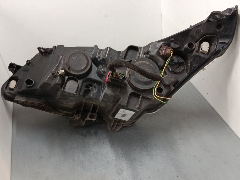 Recambio de faro derecho para citroën c4 i (lc_) 1.6 16v referencia OEM IAM 9684382280  