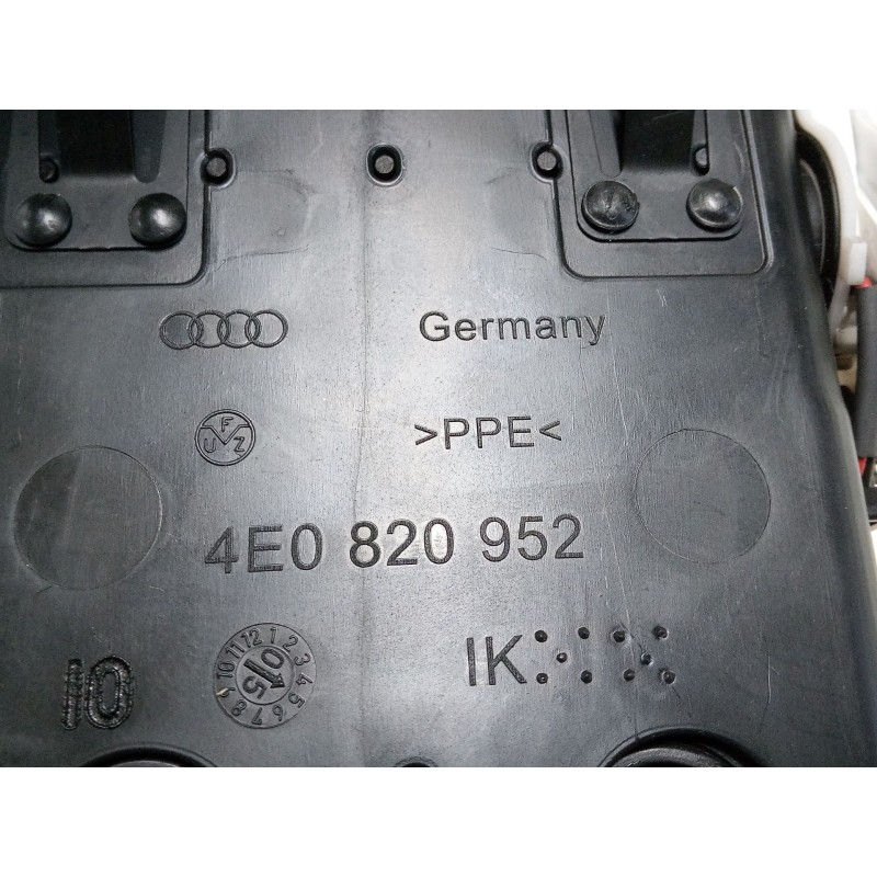 Recambio de aireador central derecho para audi a8 d3 (4e2, 4e8) 3.0 tdi quattro referencia OEM IAM 4E0820952  
