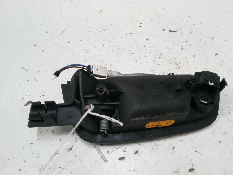 Recambio de maneta interior puerta trasera derecha para audi a8 d3 (4e2, 4e8) 3.0 tdi quattro referencia OEM IAM 4E0837020  