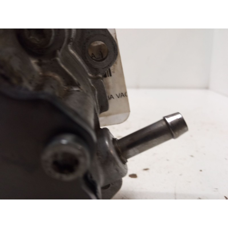 Recambio de depresor freno / bomba vacio para volkswagen polo iv (9n_, 9a_) 1.4 tdi referencia OEM IAM   