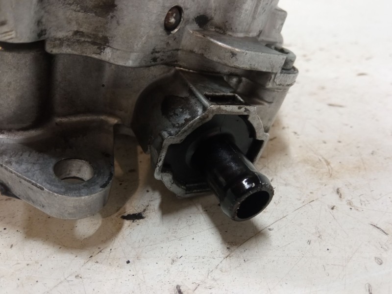 Recambio de depresor freno / bomba vacio para volkswagen polo iv (9n_, 9a_) 1.4 tdi referencia OEM IAM   