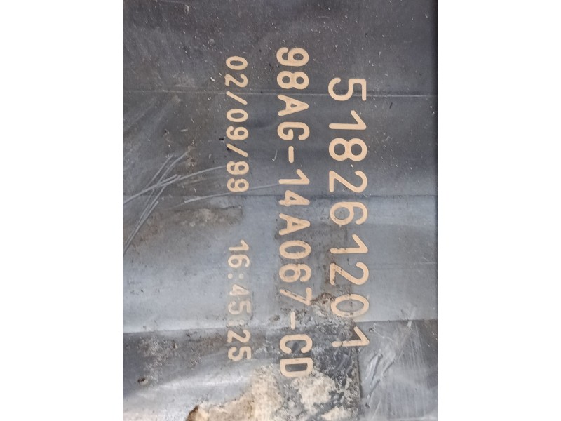 Recambio de caja reles / fusibles para ford focus i (daw, dbw) 1.6 16v referencia OEM IAM 518261201  98AG14A067CD