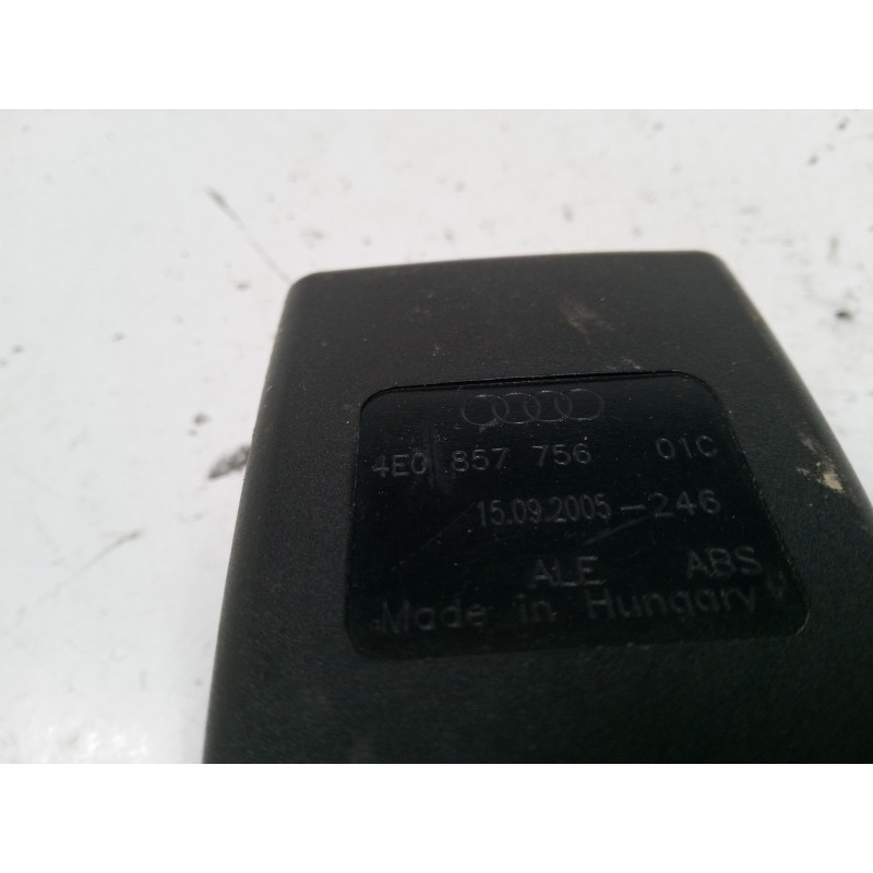 Recambio de anclaje cinturon delantero derecho para audi a8 d3 (4e2, 4e8) 3.0 tdi quattro referencia OEM IAM 4E0857756  