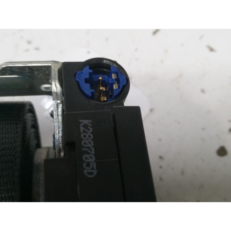 Recambio de cinturon seguridad trasero central para audi a8 d3 (4e2, 4e8) 3.0 tdi quattro referencia OEM IAM 601782900  