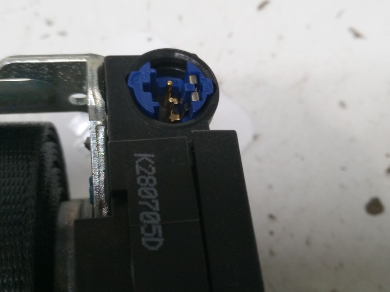 Recambio de cinturon seguridad trasero central para audi a8 d3 (4e2, 4e8) 3.0 tdi quattro referencia OEM IAM 601782900  