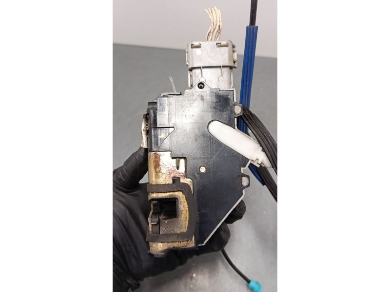 Recambio de cerradura puerta delantera derecha para peugeot 407 coupé (6c_) 2.2 16v referencia OEM IAM   