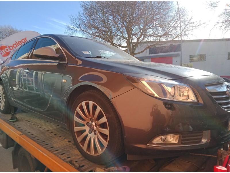 opel insignia a sports tourer (g09) del año 2009